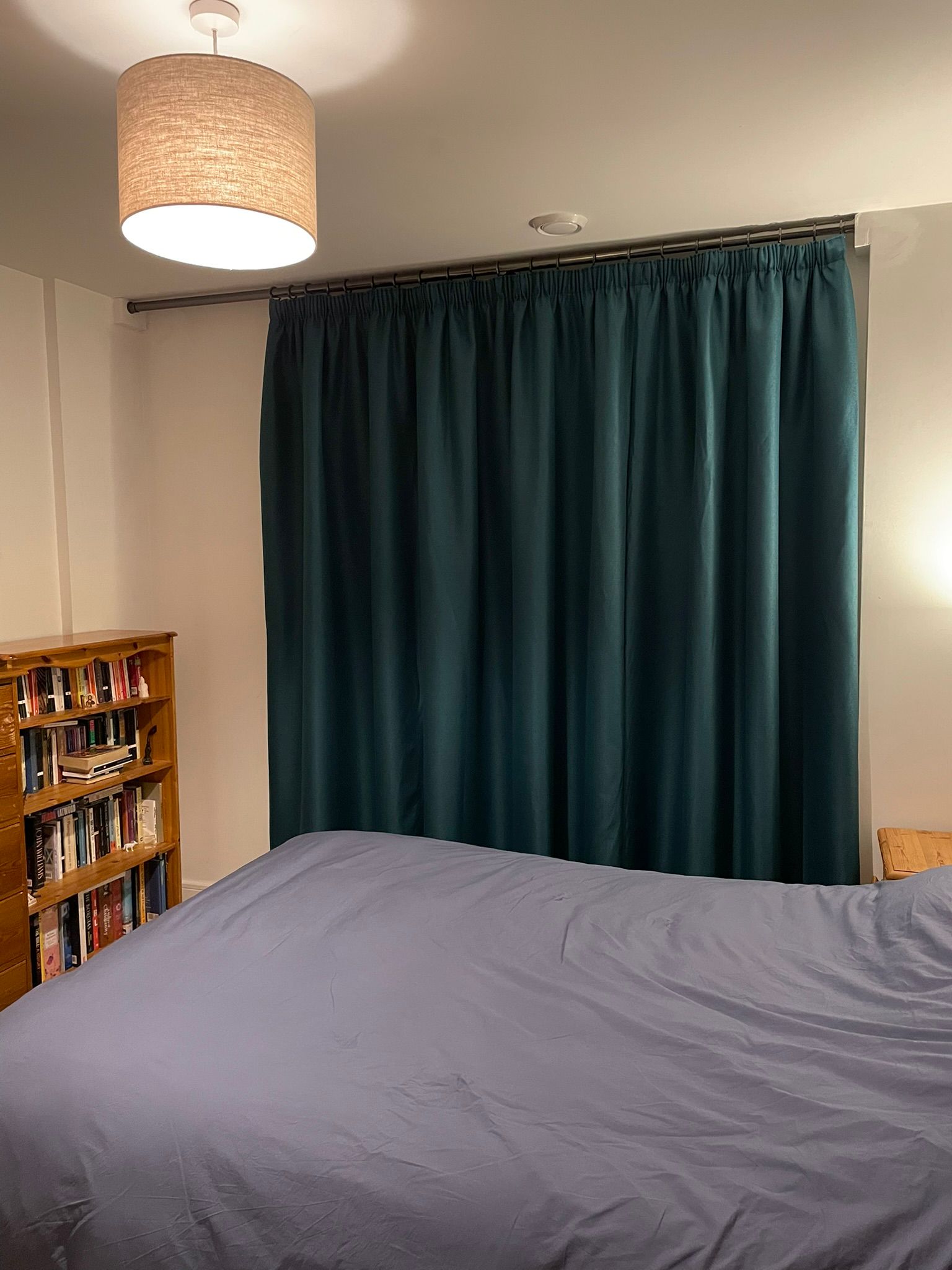 T Thorpe acoustic curtain install 2