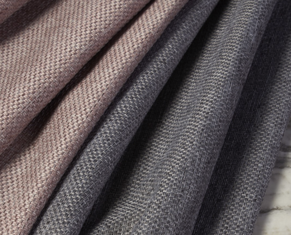 4 Factors to Help Decide between Blackout Curtains & Blinds