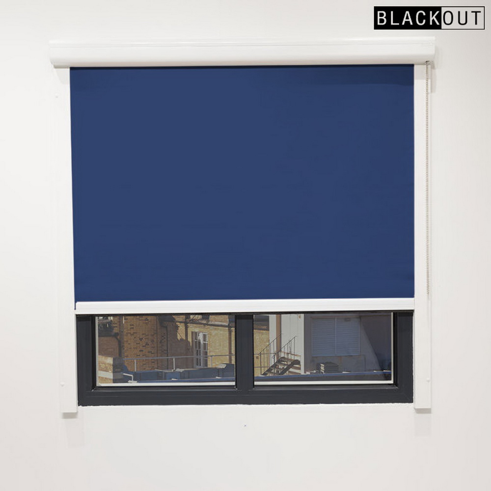 Cassette roller blind mockup in Admiral