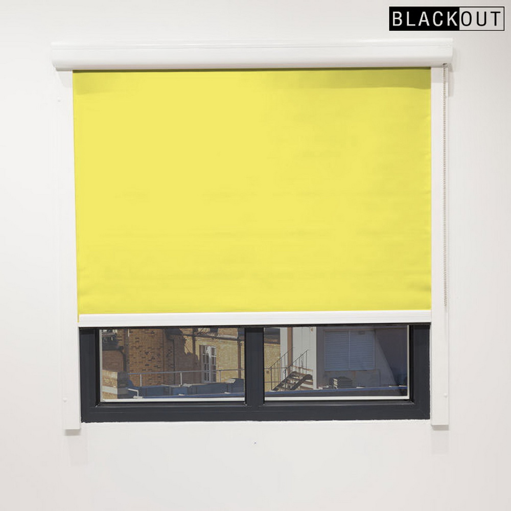 Cassette roller blind mockup in Apple