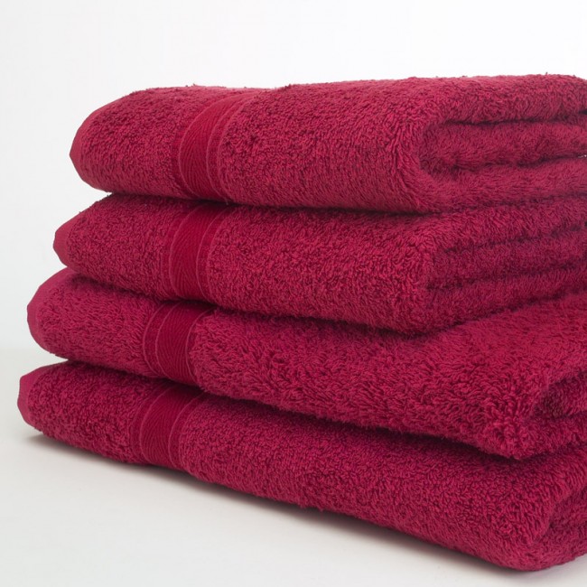 480gsm cotton towels in burgundy
