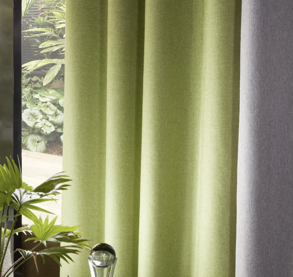 Flame Retardant Curtains to BS5867