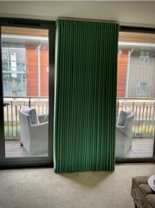 80mm Wave Curtains with Mimas Fern