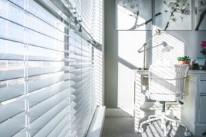 Improve Productivity and Happiness in the Office with the Right Window Blinds