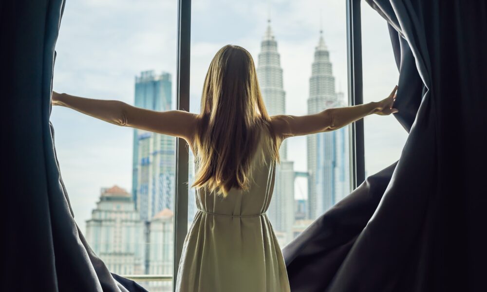 Enhancing Hotel Guest Experiences with Luxury Curtain Selections
